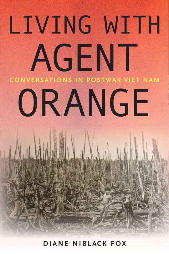 Couverture_Living with Agent Orange