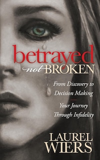 Couverture_Betrayed Not Broken