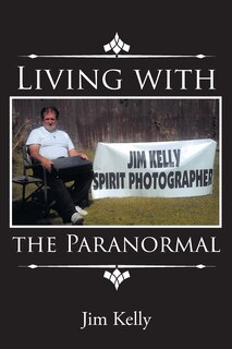 Couverture_Living with the Paranormal