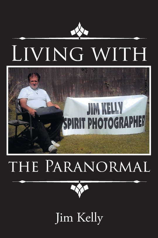 Couverture_Living with the Paranormal