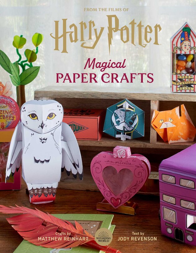 Front cover_Harry Potter: Magical Paper Crafts