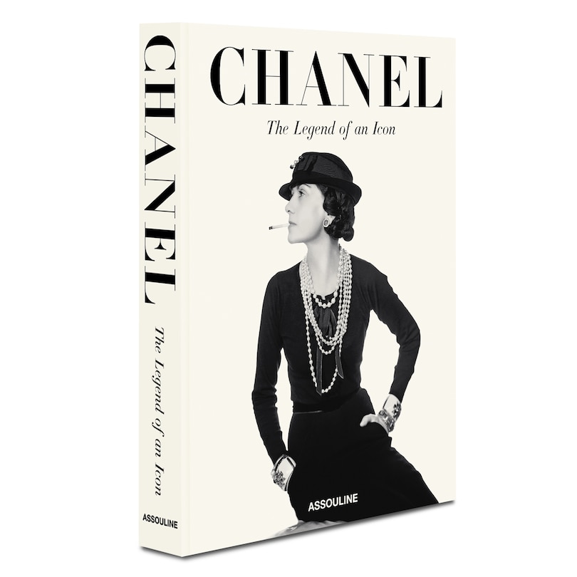 Front cover_Chanel: The Legend of an Icon
