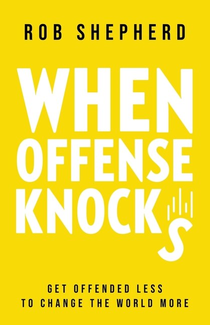 Couverture_When Offense Knocks