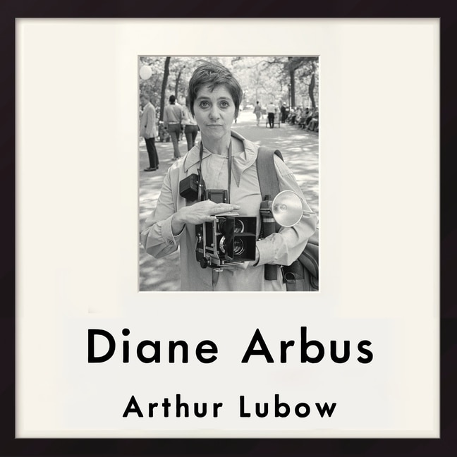 Front cover_Diane Arbus Lib/E
