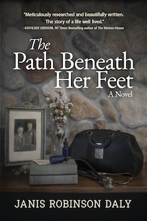 Couverture_The Path Beneath Her Feet