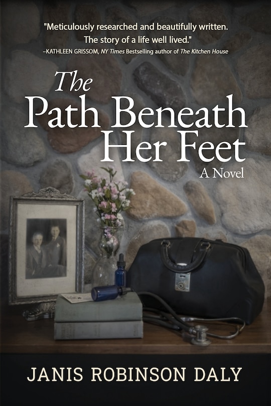 Couverture_The Path Beneath Her Feet