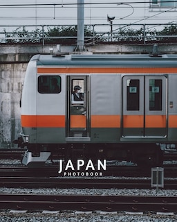 Front cover_Japan Photobook