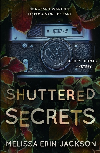 Couverture_Shuttered Secrets