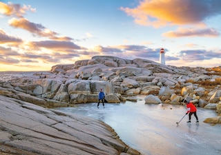 Front cover_Coastal Nova Scotia