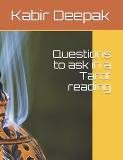 Front cover_Questions to Ask in a Tarot Reading