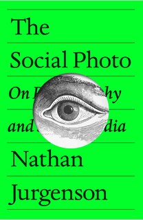 Front cover_The Social Photo