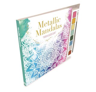 Front cover_METALLIC MANDALAS