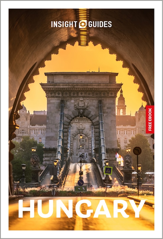 Front cover_Insight Guides Hungary: Travel Guide with eBook