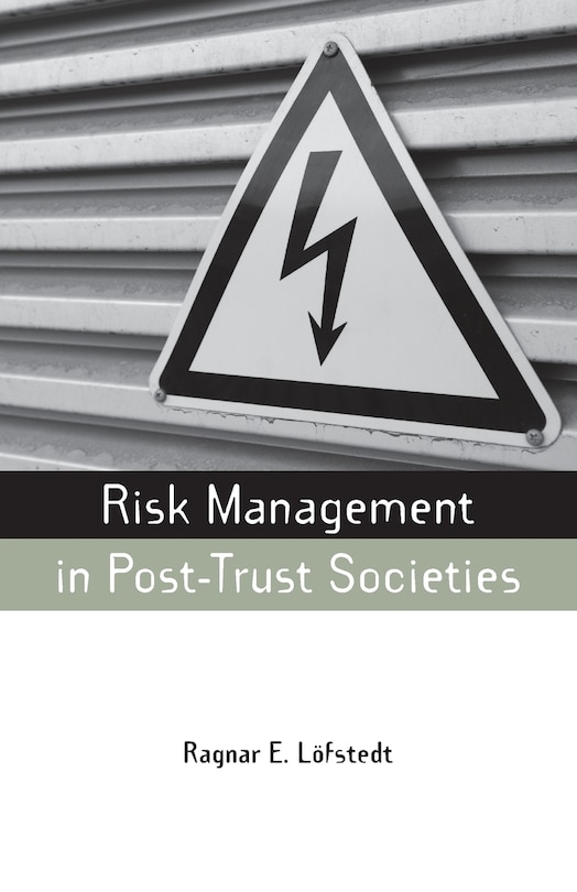 Couverture_Risk Management in Post-Trust Societies