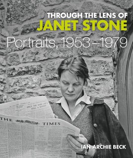 Couverture_Through The Lens Of Janet Stone
