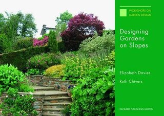 Couverture_Designing Gardens on Slopes