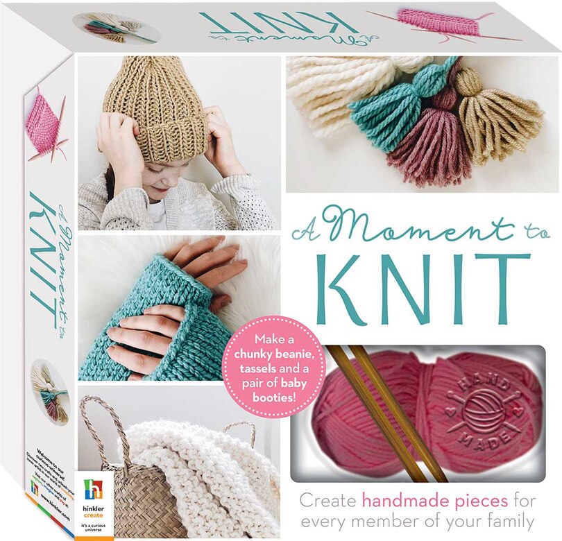 Front cover_MOMENT TO KNIT