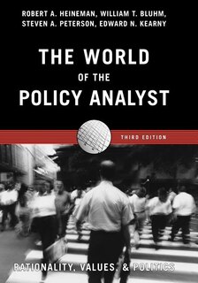 Couverture_The World Of The Policy Analyst