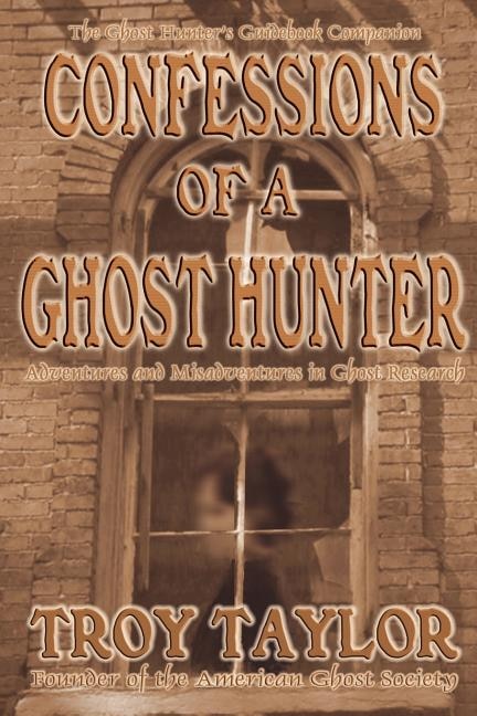 Front cover_Confessions of a Ghost Hunter
