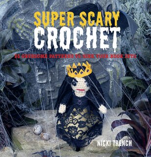 Front cover_Super Scary Crochet