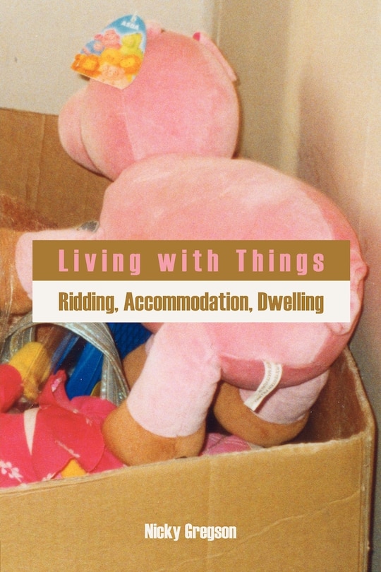 Front cover_Living With Things