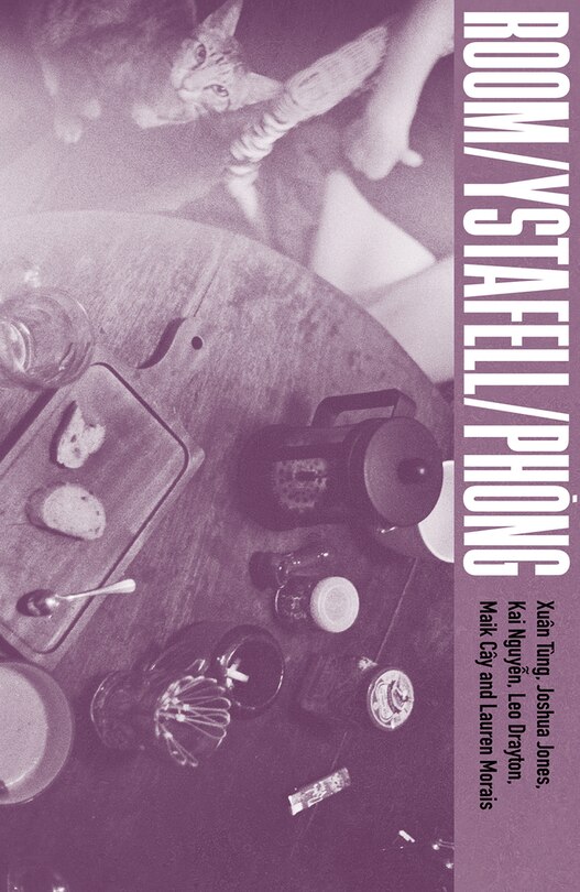 Front cover_Room / Ystafell / Phòng