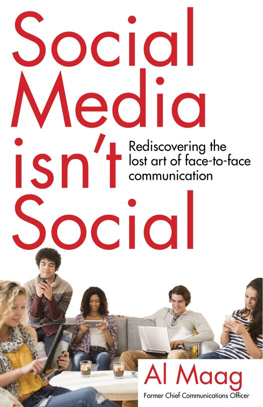 Couverture_Social Media Isn't Social