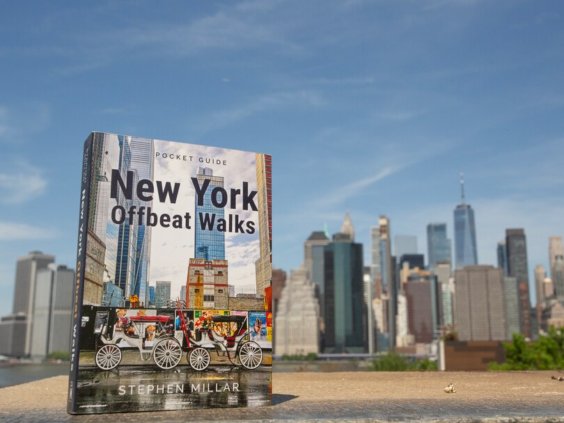 Couverture_New York Offbeat Walks