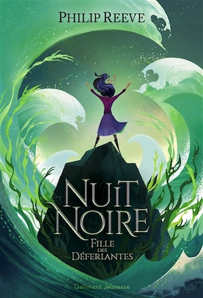 Le Nuit Noire: fille des Déferlantes