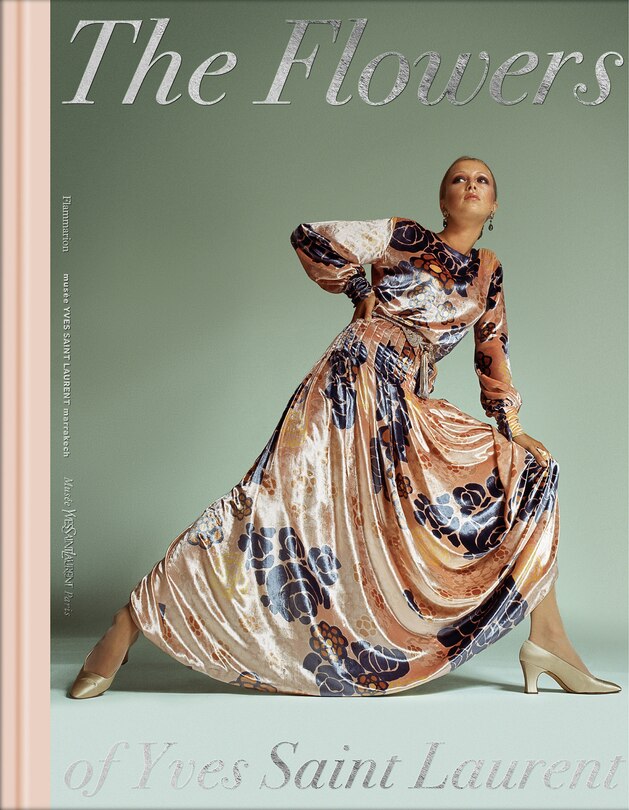 Front cover_The flowers of Yves Saint Laurent