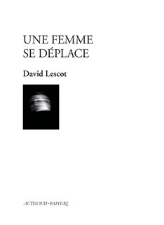 Couverture_Une femme se déplace