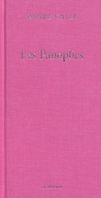 Couverture_Les panoplies : la garde-robe, le strip-tease