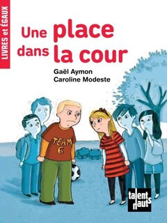Front cover_Une place dans la cour