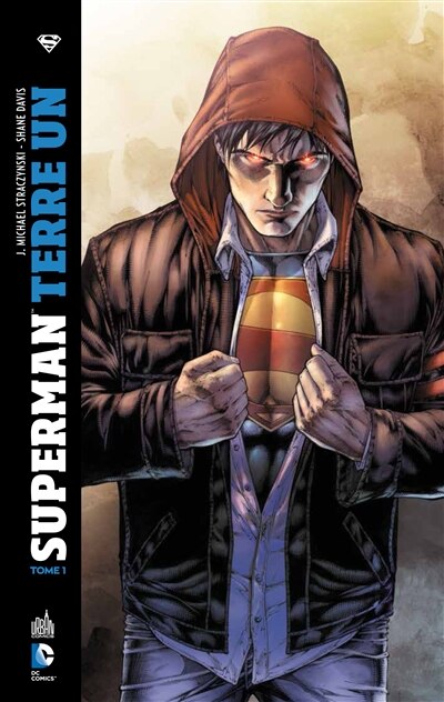 Front cover_Superman Terre-un 01
