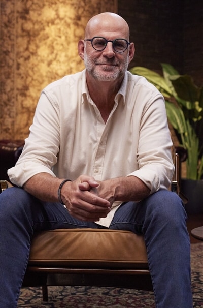 Front cover_Ne t'enfuis plus