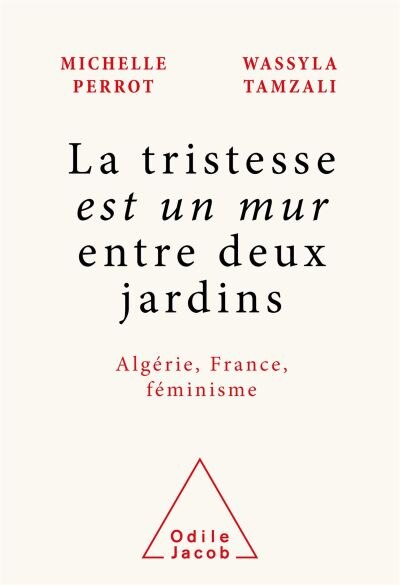 Front cover_La tristesse est un mur entre deux jardins
