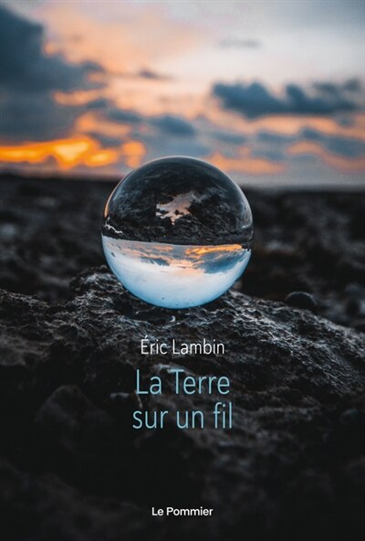 Front cover_La Terre sur un fil