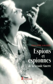 Front cover_Espions et espionnes de la Grande Guerre