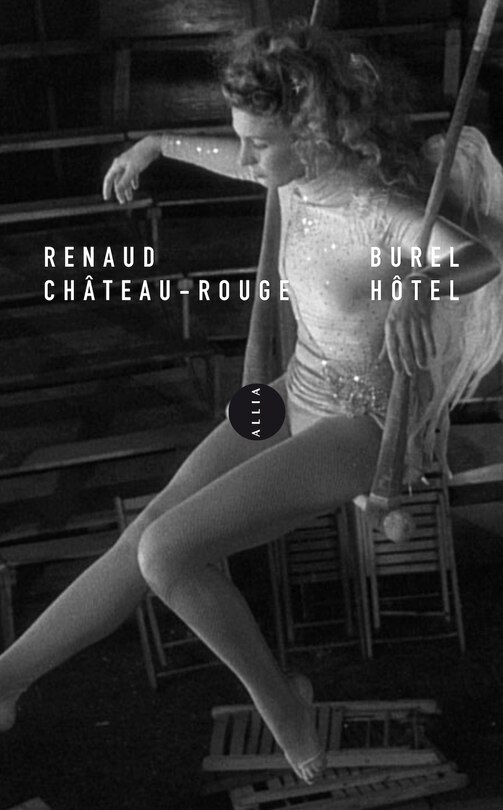 Front cover_Château-rouge hôtel