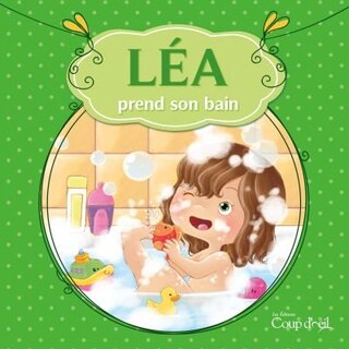 Front cover_Léa prend son bain