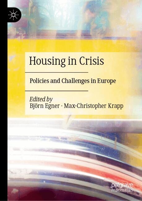 Couverture_Housing in Crisis