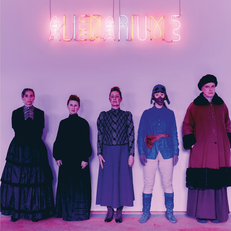 Front cover_Dominique Gonzalez-Foerster: Alienarium 5