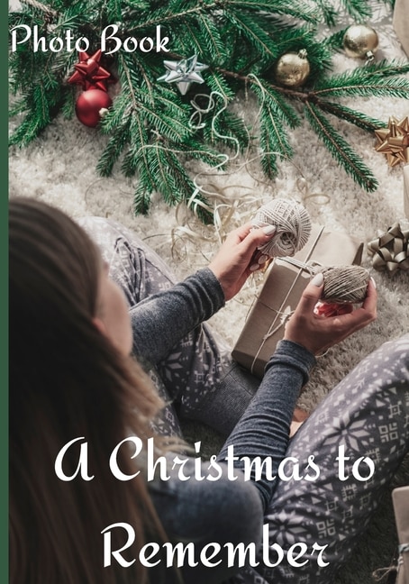 Front cover_A Christmas to Remember Photo Book