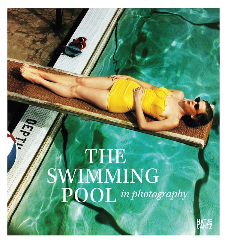 Front cover_The Swimming Pool in Photography