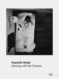 Couverture_Dayanita Singh: Dancing with My Camera