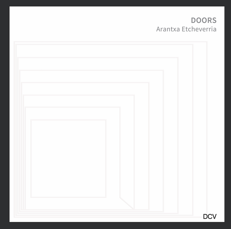 Front cover_Arantxa Etcheverria