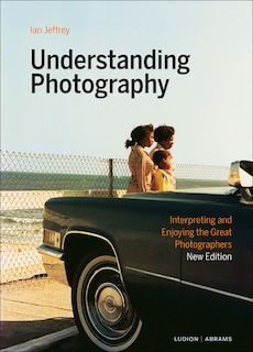 Front cover_Understanding Photography