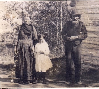 Sample content_Nora Cummings, Enn pchit fee Michif