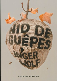 Front cover_Nid de guepes