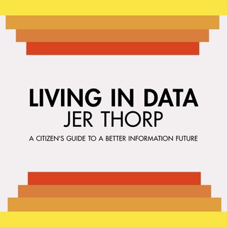 Couverture_Living in Data